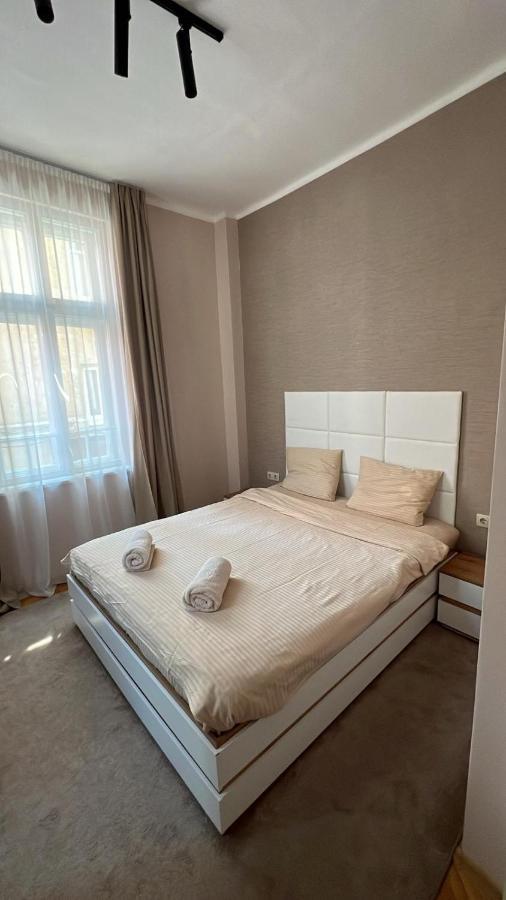 Luxury Apart Vitosha Boulevard Sofia Bagian luar foto